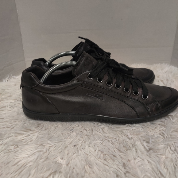 Prada leather sneaker sz 9 - Picture 3 of 11